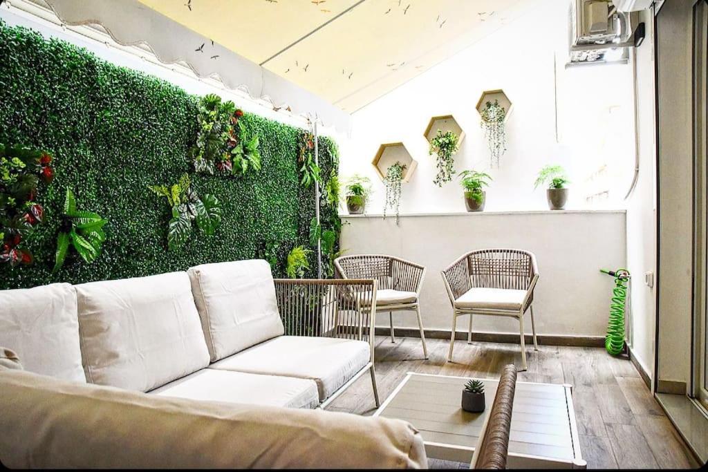 Eden Condo Athena Bagian luar foto